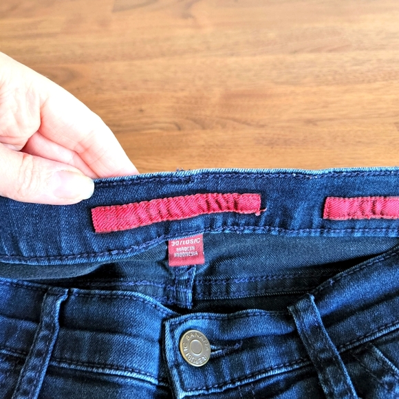 BANANA REPUBLIC FACTORY Limited Edition Skinny Jeans - Picture 2 of 5